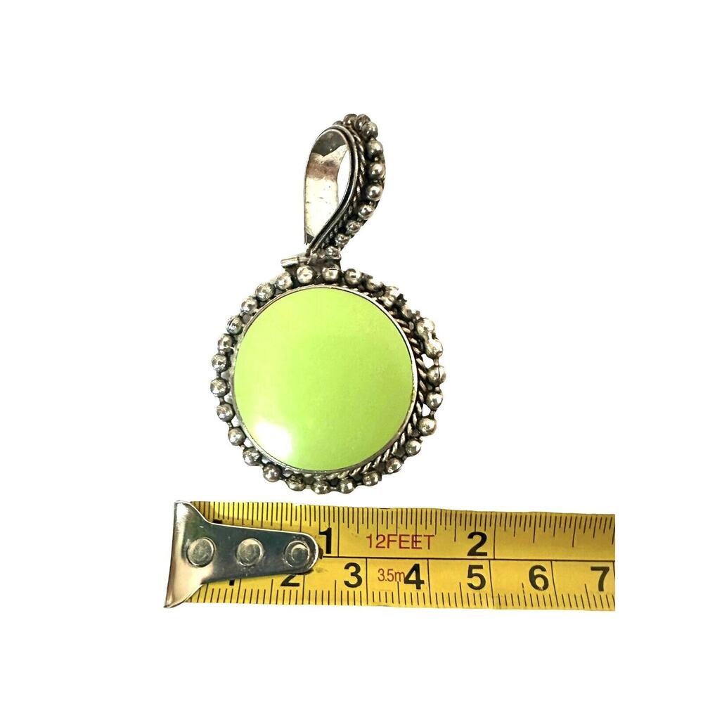 Vintage Bright Clover Green Enamel And Silver 2” Pendant - Picture 6 of 14
